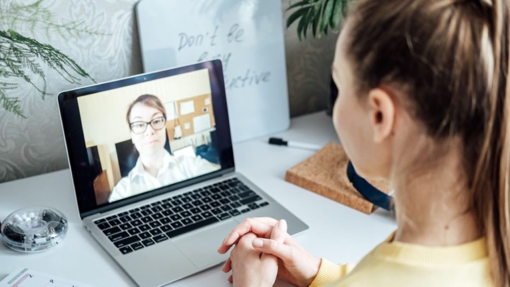 Why Clients Choose Remote Therapy at MRC