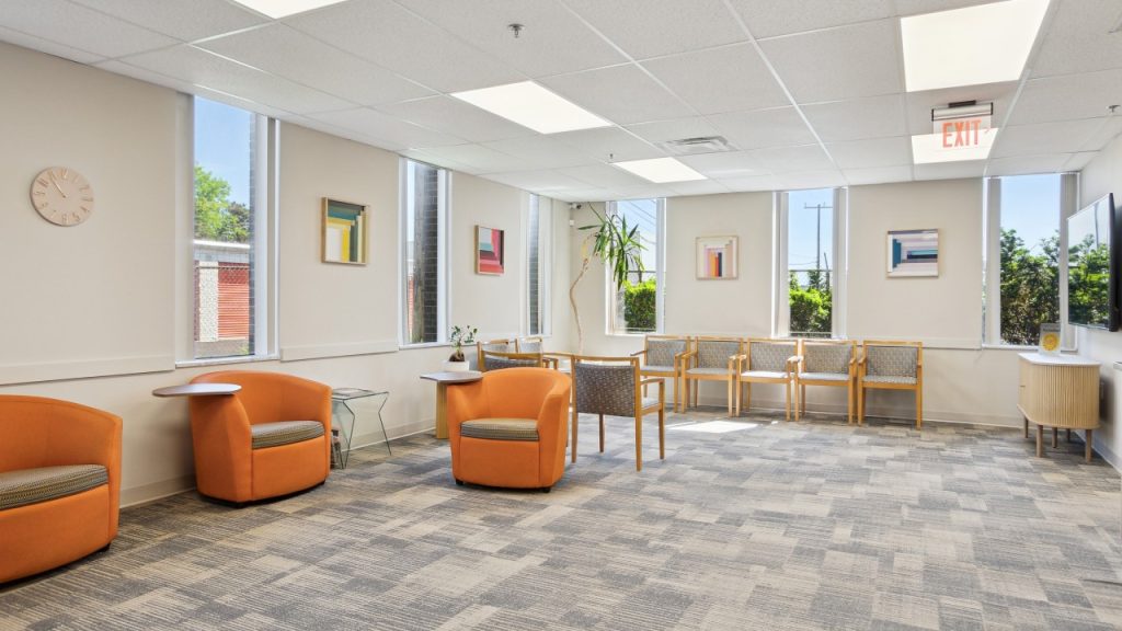 About Us - Metro Recovery Center