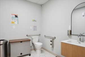 21-20820-Greenfield-Rd-Suite-100-Oak-Park-MI-48237-WindowStill-14
