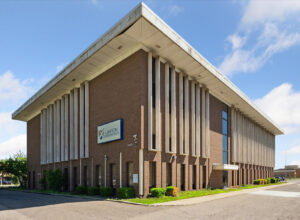 44-20820-Greenfield-Rd-Suite-100-Oak-Park-MI-48237-WindowStill-35